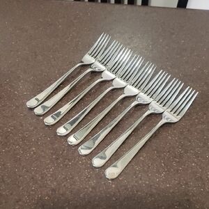 8 X Paderno 18/10 Stainless Steel RICHMOND GLOSSY Dinner Fork(s).